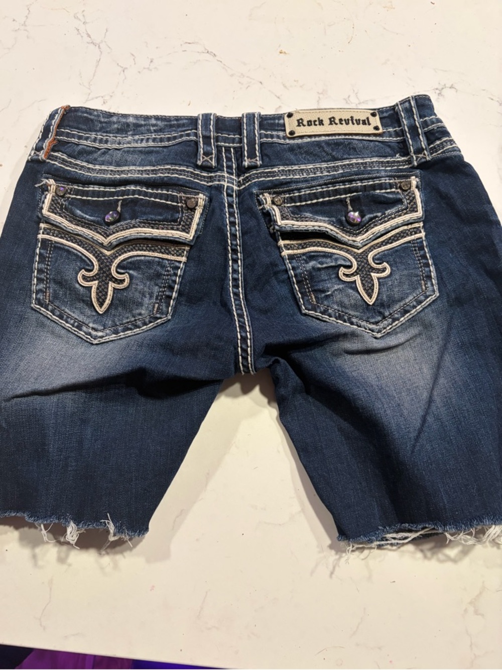Rock Revival Frayed Hem Denim Easy Shorts Size 30 - Picture 2 of 7